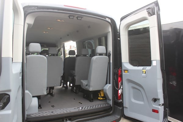 15 passenger van rental brooklyn