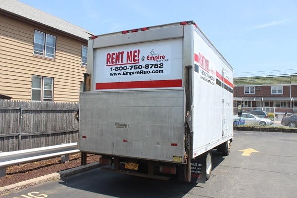 refrigerator truck rentals in nyc