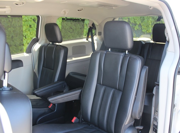 Minivan Rentals in New York | Spacious 