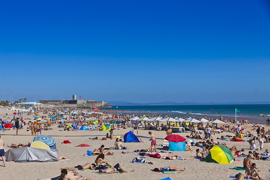 4 Benefits of Renting a Car for Your NYC Beach Day