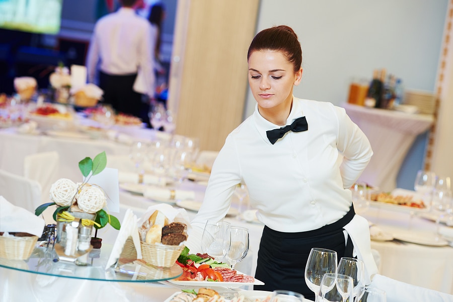 Why Catering Season Runs on Refrigerated Vans